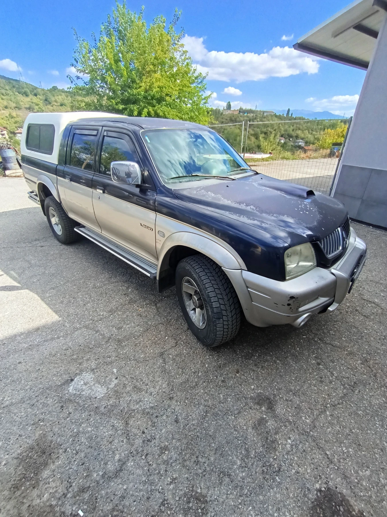 Mitsubishi L200 2.5TDI, снимка 2 - Автомобили и джипове - 56256341