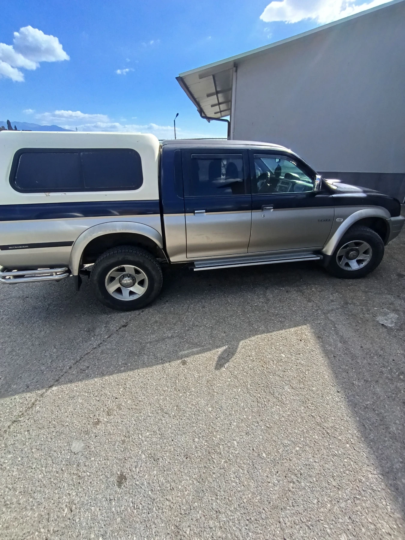 Mitsubishi L200 2.5TDI, снимка 3 - Автомобили и джипове - 56256341