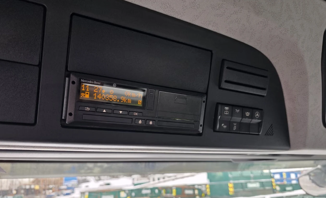 ����� ������ Mercedes  Arocs 3253 | Mobile.bg � ����������� 10