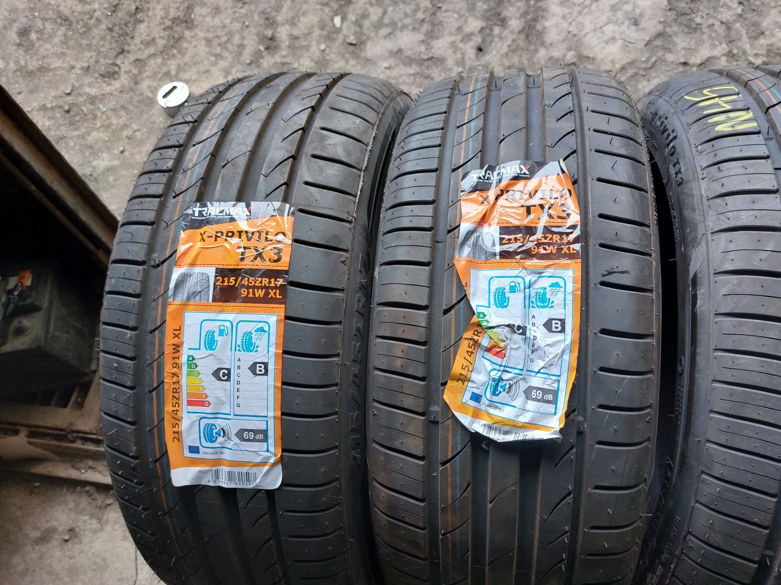 ���� 215/45R17 | Mobile.bg � ����������� 3