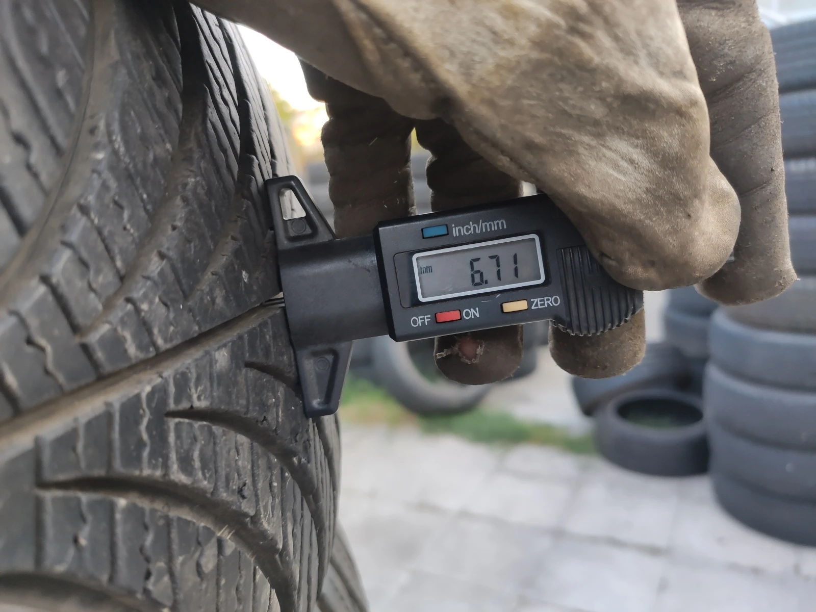 Гуми Всесезонни 195/55R16, снимка 6 - Гуми и джанти - 55485873
