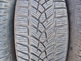 Гуми Зимни 215/65R16, снимка 5 - Гуми и джанти - 47546026