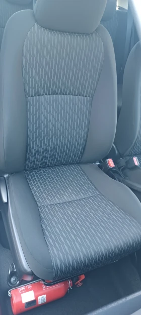 Toyota Yaris 1.4 D-4D, снимка 12