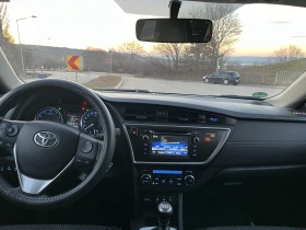 Toyota Auris 1.6 бензин, снимка 7