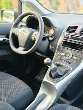 Toyota Auris 1.8i #Facelift #Keyless #6  #Swiss  | Mobile.bg    9