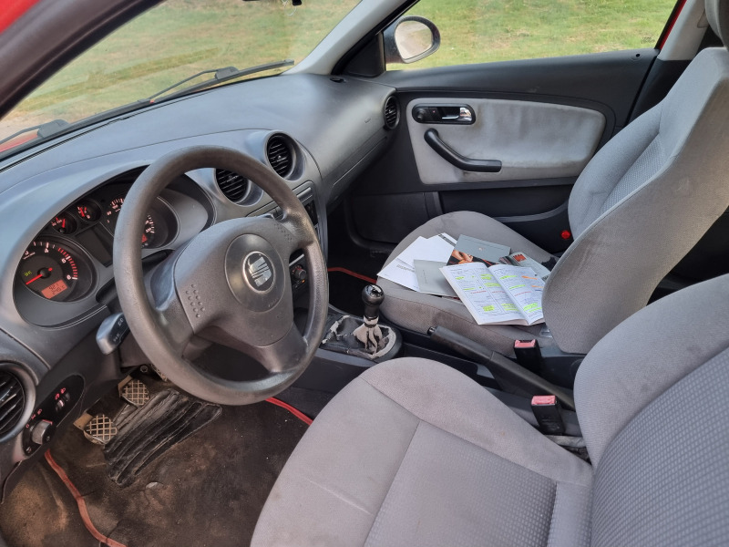 Seat Cordoba Климатик, снимка 11 - Автомобили и джипове - 46324279