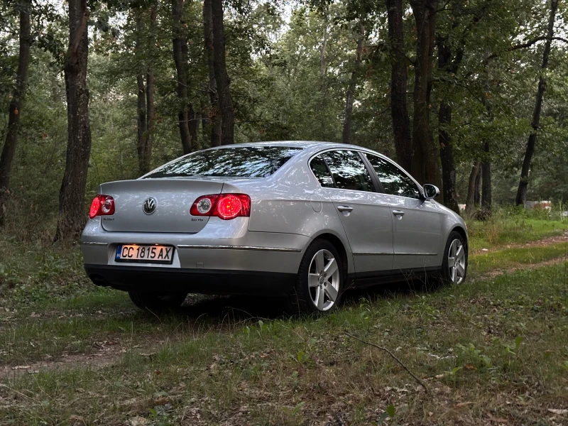 VW Passat 2.0 TDI, снимка 7 - Автомобили и джипове - 47342643