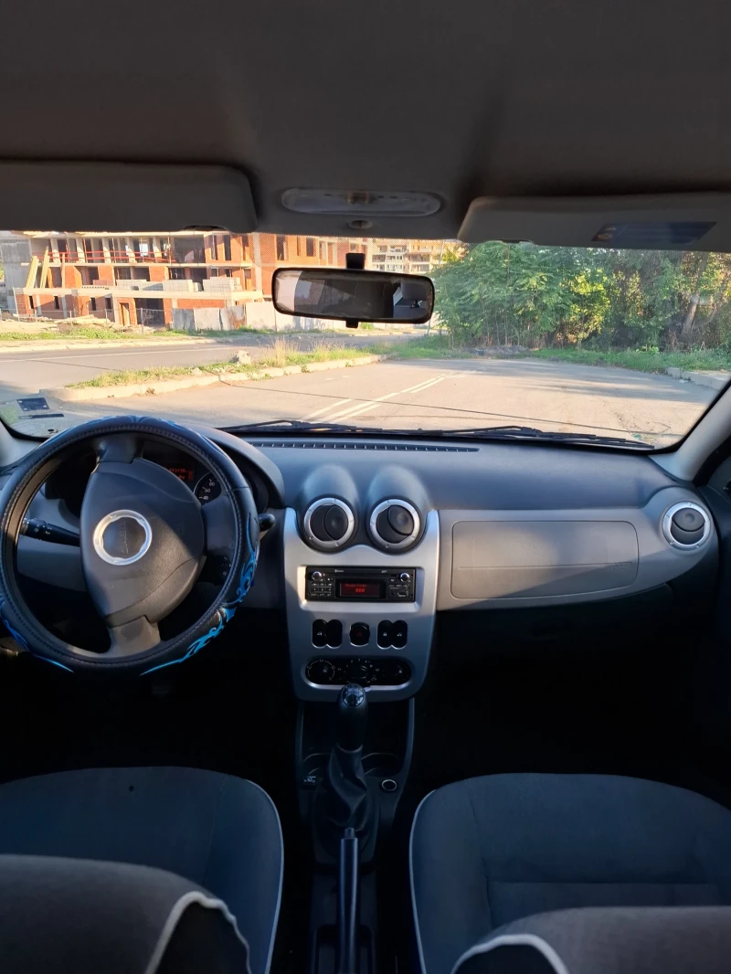 Dacia Sandero 1.2 Gas Benzin, снимка 13 - Автомобили и джипове - 47667467