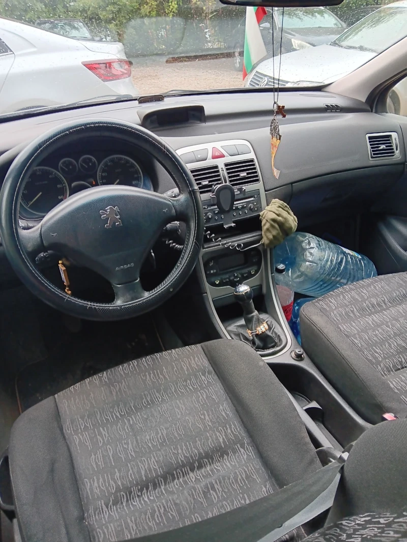 Peugeot 307 2.0 115k, снимка 9 - Автомобили и джипове - 47673934