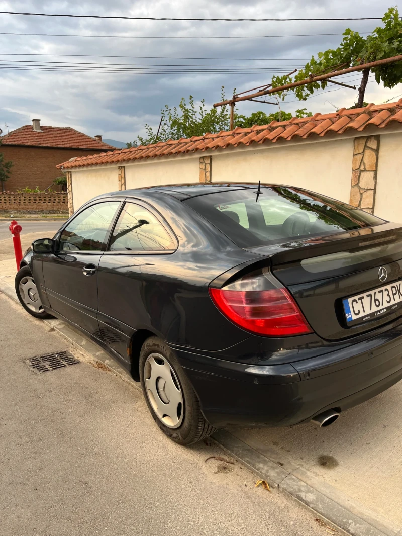 Mercedes-Benz C 180 Автомат , Газ/Бензин, снимка 10 - Автомобили и джипове - 52320839