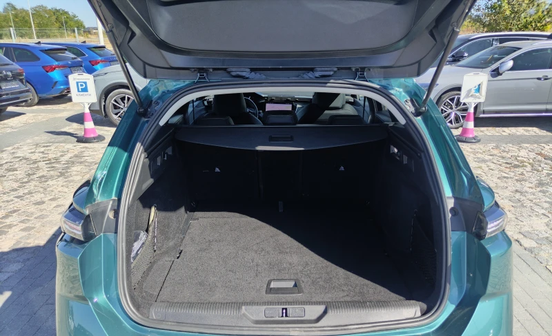 Peugeot 308 1.5HDI/130к.с/ALLURE, снимка 14 - Автомобили и джипове - 51816491