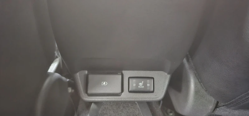 Nissan Leaf  N-CONNECTA камера 360 FullLed/Virtual/Подгрев BOSE, снимка 11 - Автомобили и джипове - 52007566