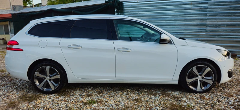 Peugeot 308 1, 6HDi-120kс* 2015г* АВТОМАТИК* LED* НАВИГАЦЯ* НО, снимка 4 - Автомобили и джипове - 52199088
