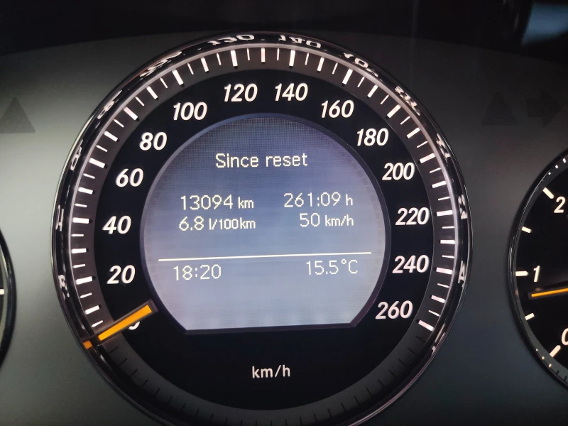 Mercedes-Benz C 220 W204.008, снимка 6 - Автомобили и джипове - 52356641