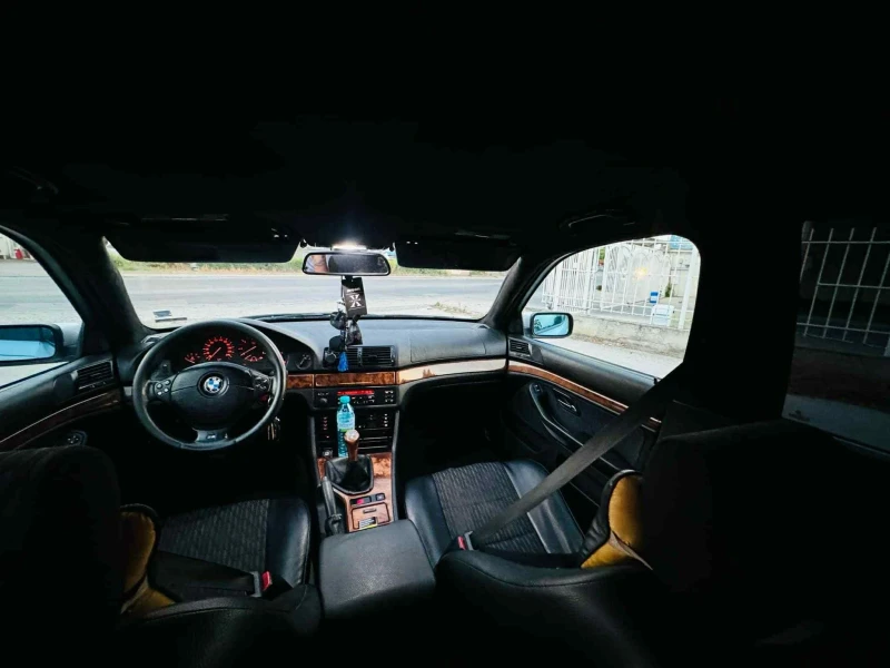BMW 530, снимка 8 - Автомобили и джипове - 52541617
