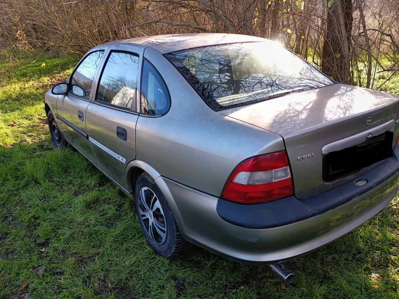 Opel Vectra B, снимка 2 - Автомобили и джипове - 52778216