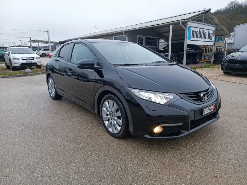 Honda Civic 1.8i-140кс-ШВЕЙЦАРИЯ-АВТОМАТ-Keyless-NAVI-FULL  , снимка 2 - Автомобили и джипове - 53011246