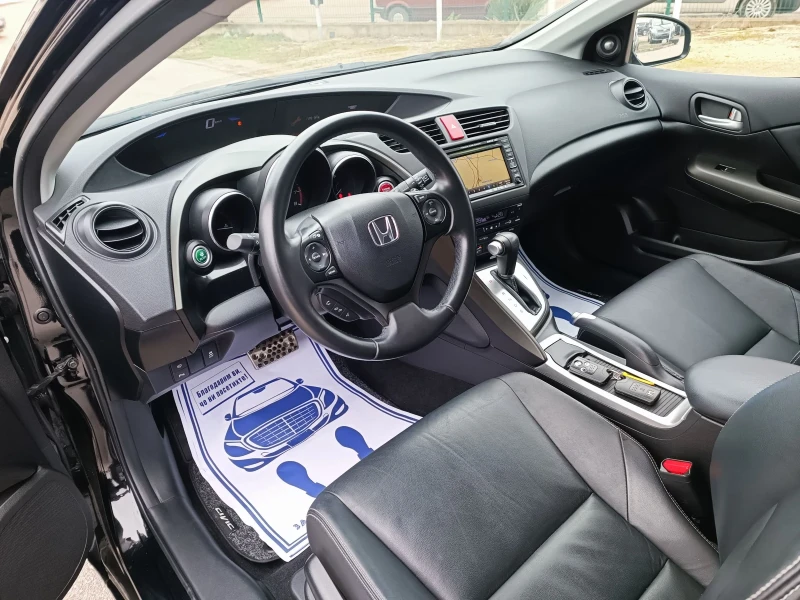 Honda Civic 1.8i-140кс-ШВЕЙЦАРИЯ-АВТОМАТ-Keyless-NAVI-FULL  , снимка 7 - Автомобили и джипове - 53011246