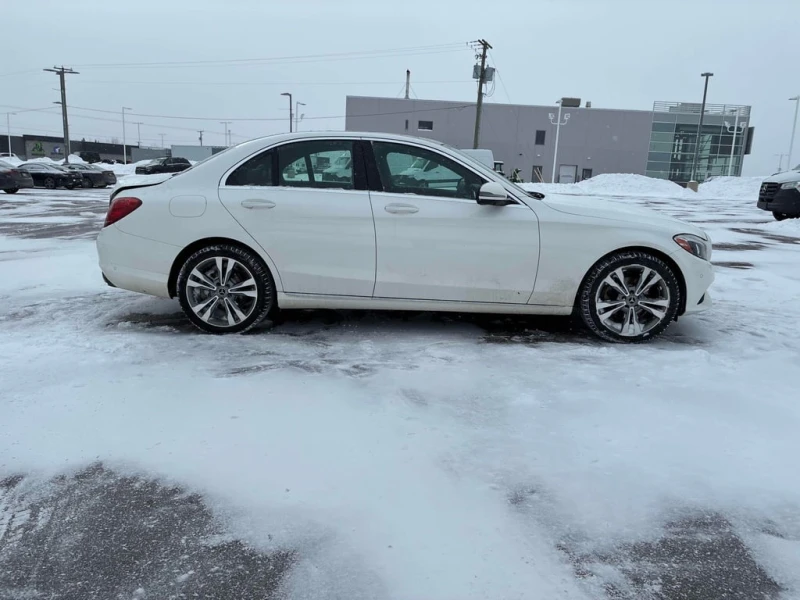 Mercedes-Benz C 300 2018 4MATIC * ПРЕДСТАВИТЕЛСТВО НА MERCEDES * , снимка 4 - Автомобили и джипове - 53289753