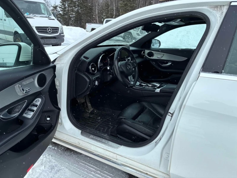 Mercedes-Benz C 300 2018 4MATIC * ПРЕДСТАВИТЕЛСТВО НА MERCEDES * , снимка 7 - Автомобили и джипове - 53289753