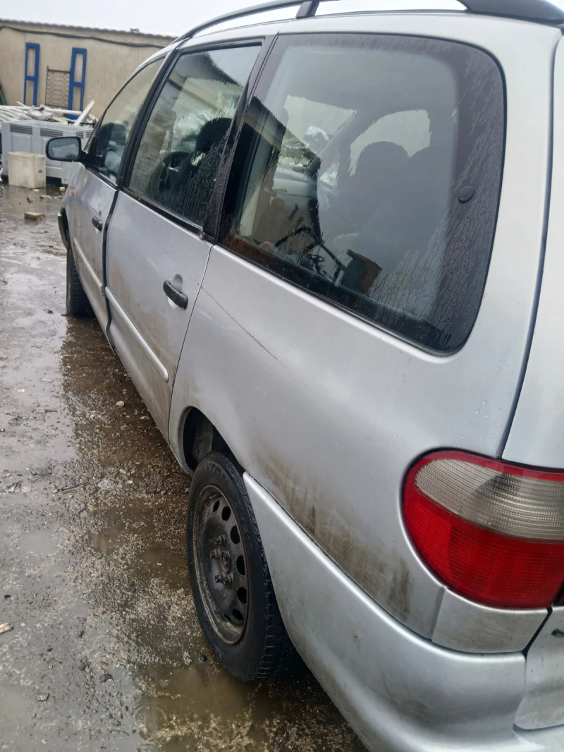 VW Sharan, снимка 4 - Автомобили и джипове - 53351002