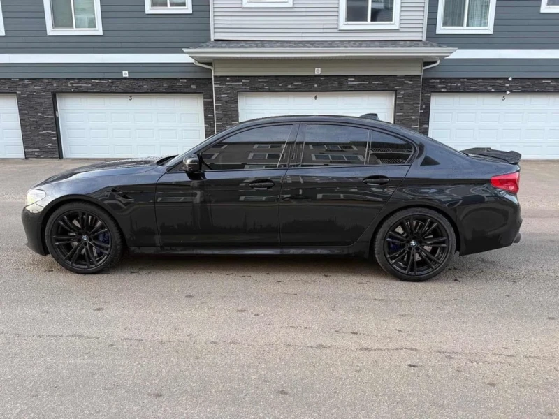 BMW M5 * Sedan * CARFAX * ЦЕНА ДО БГ, снимка 2 - Автомобили и джипове - 53468811