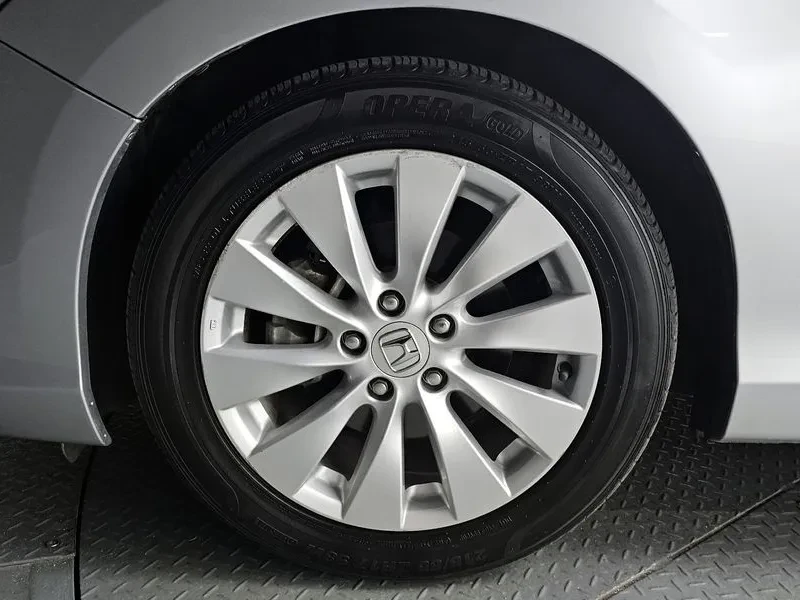 Honda Accord 2.4 9Th Gen , снимка 5 - Автомобили и джипове - 55783343