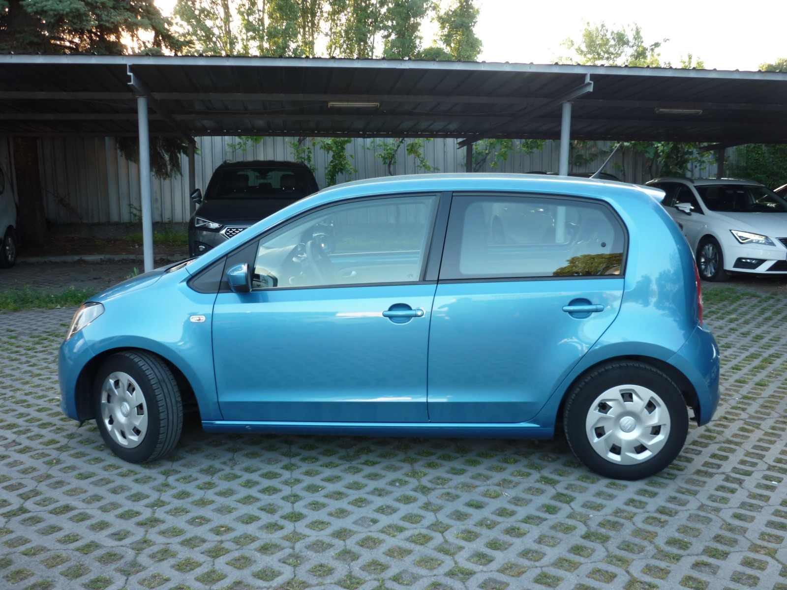 Seat Mii 1.0 MPI 75 к.с - изображение 8