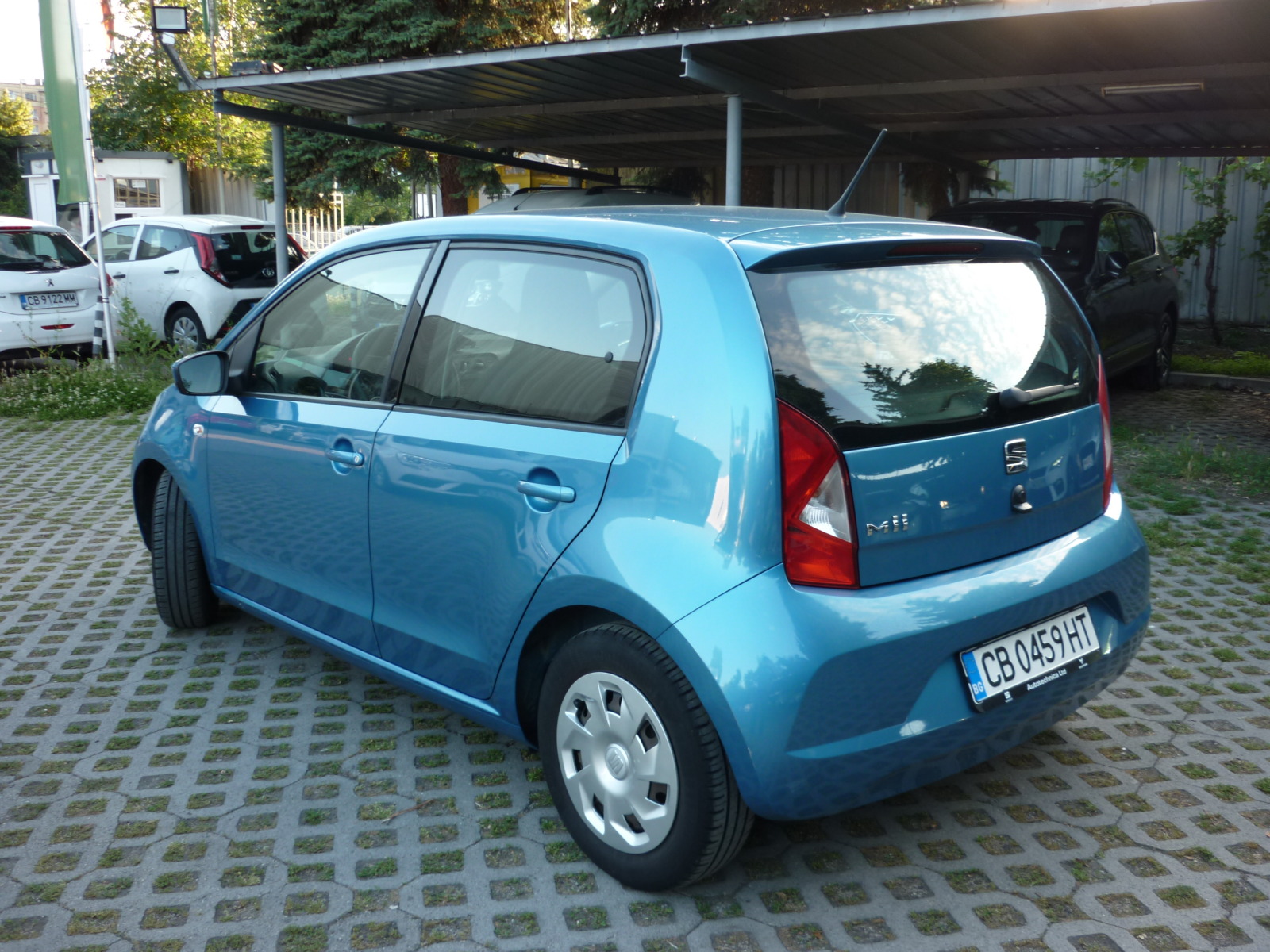 Seat Mii 1.0 MPI 75 к.с - изображение 7