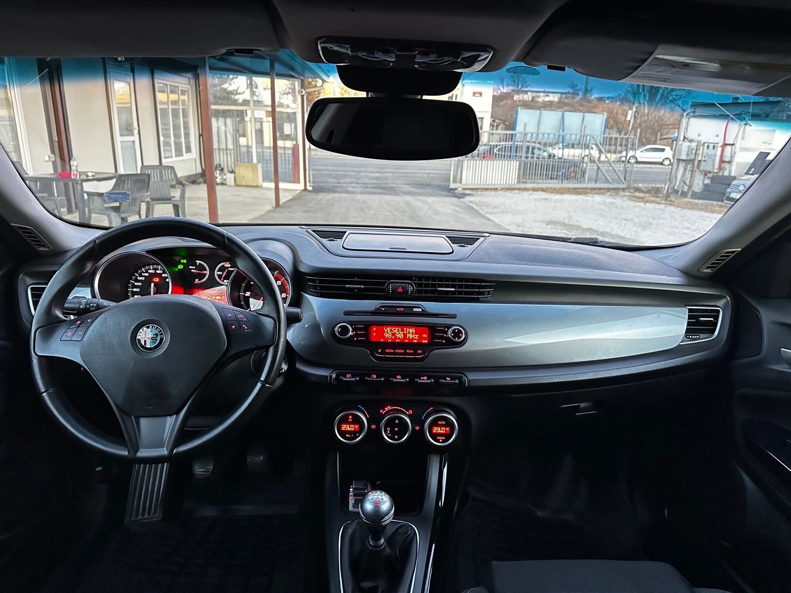 Alfa Romeo Giulietta 1.6JTDm 105 - изображение 9