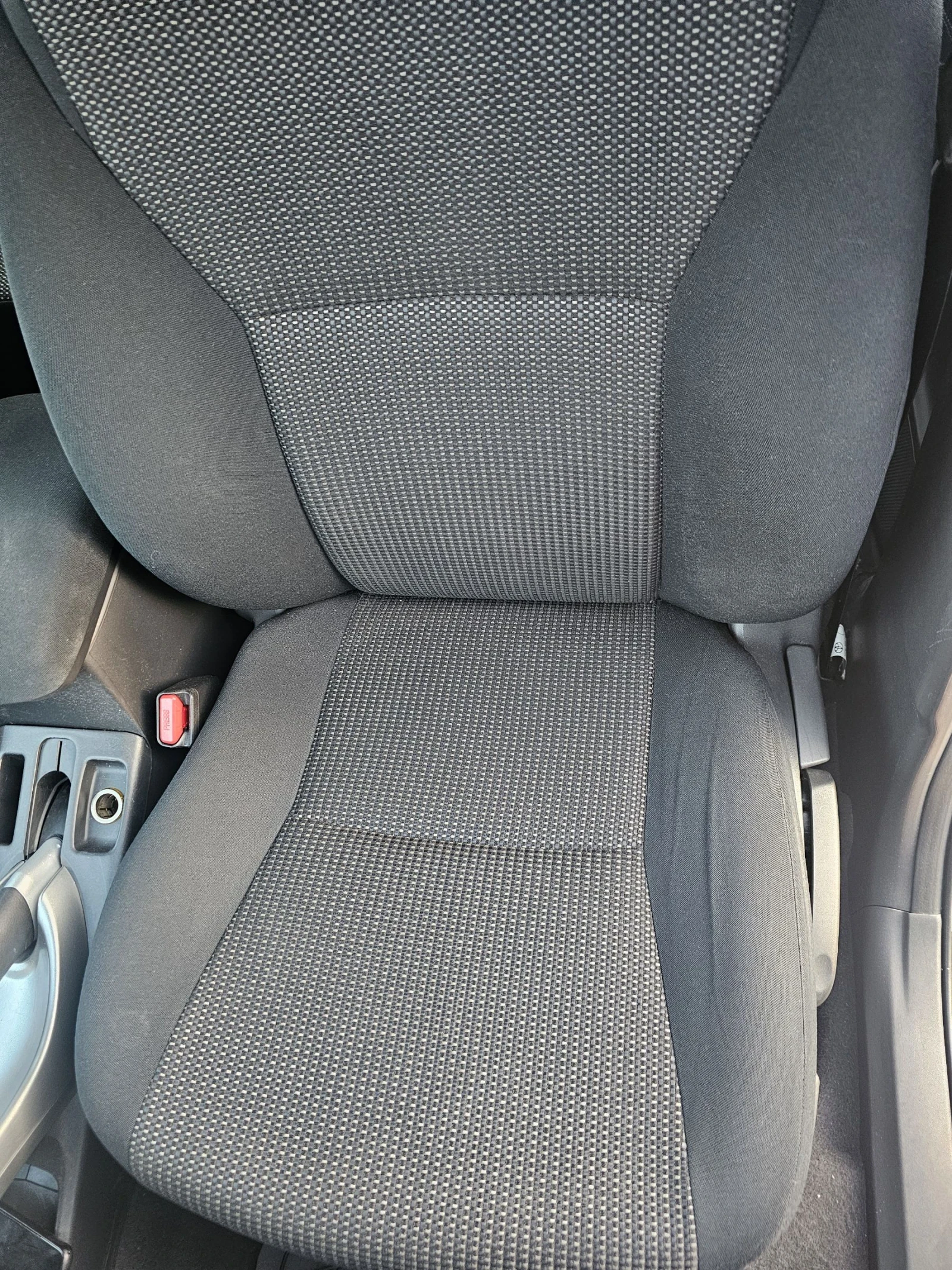 Toyota Auris 1.8i #Facelift #Keyless #6 скорости #Swiss  - изображение 8