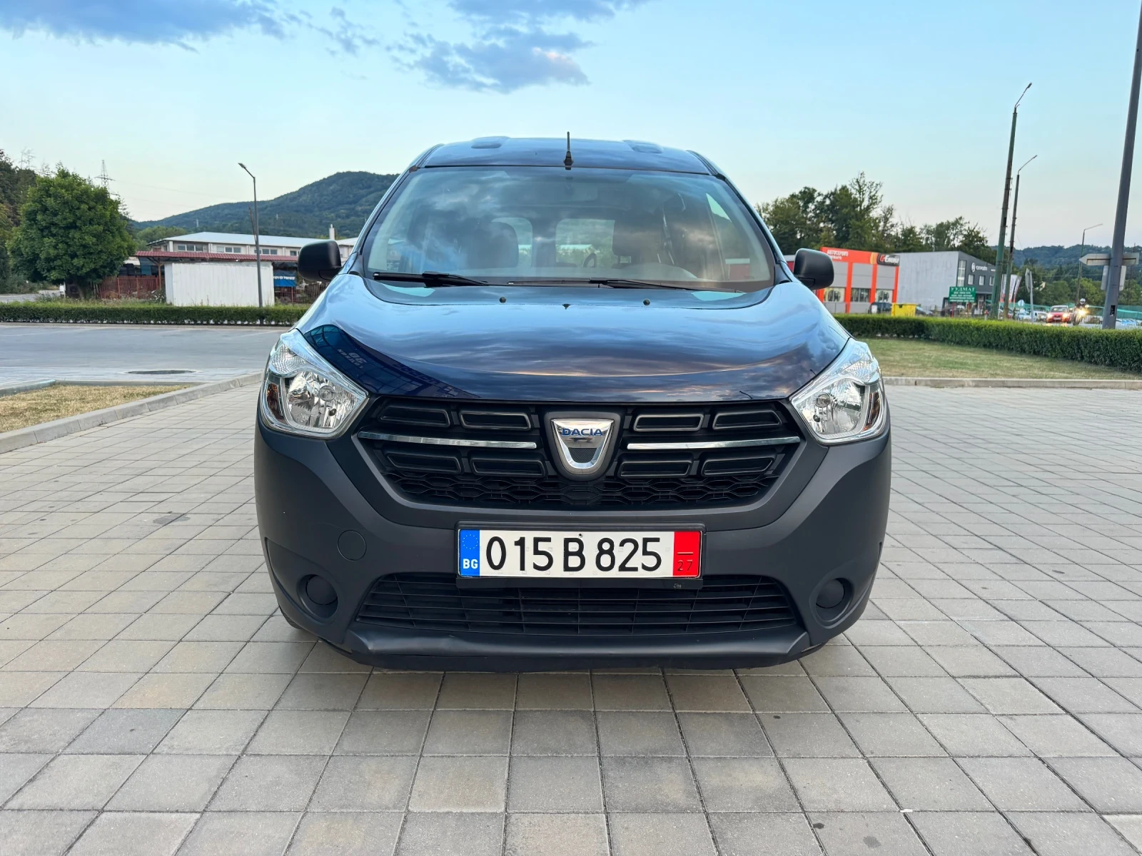 Dacia Dokker 1.6i 102kc.* Ambiance* 151000kм - изображение 2
