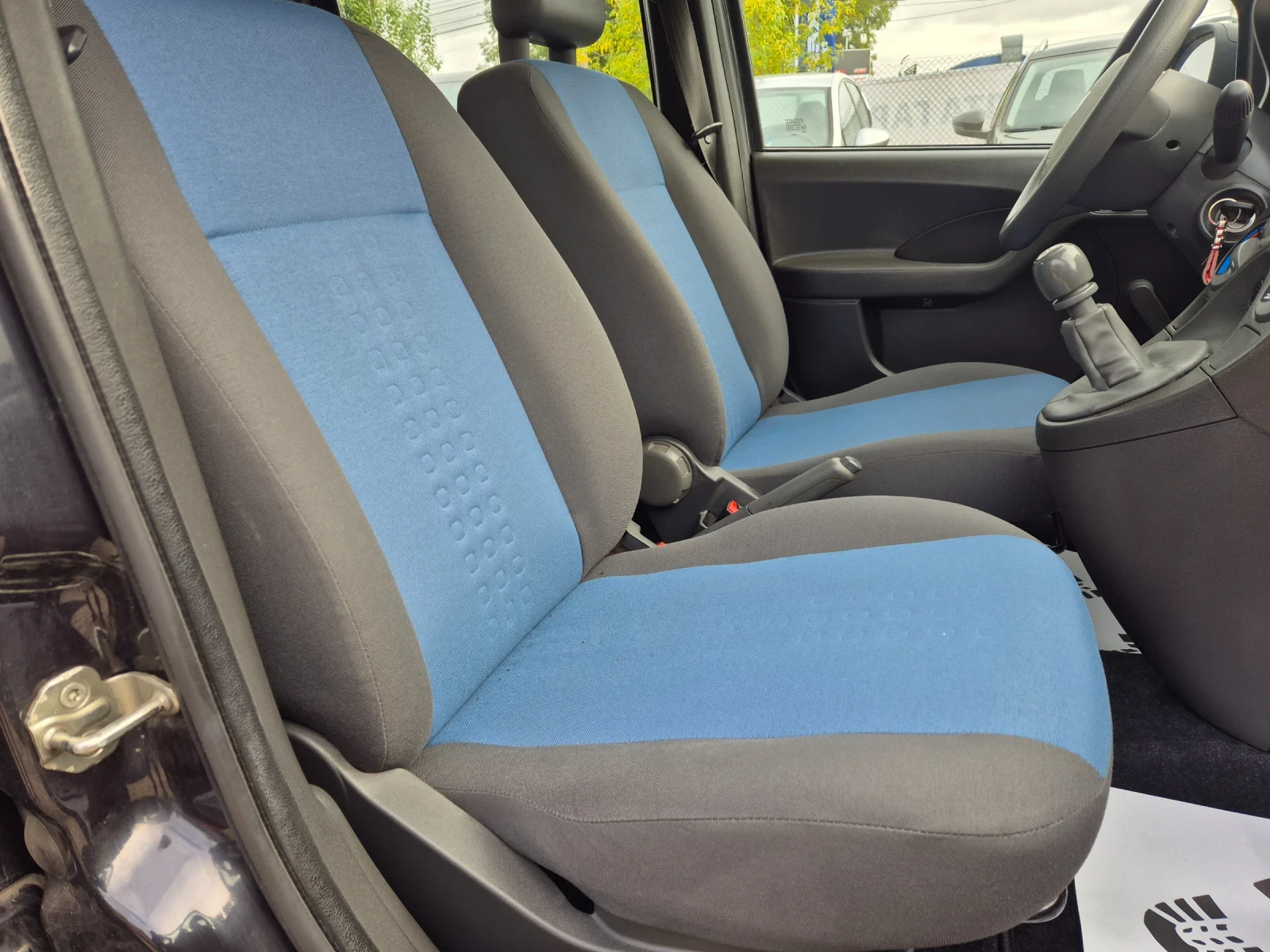 Fiat Panda 1.2i 69k.s. KLIMA | Mobile.bg — изображение 13