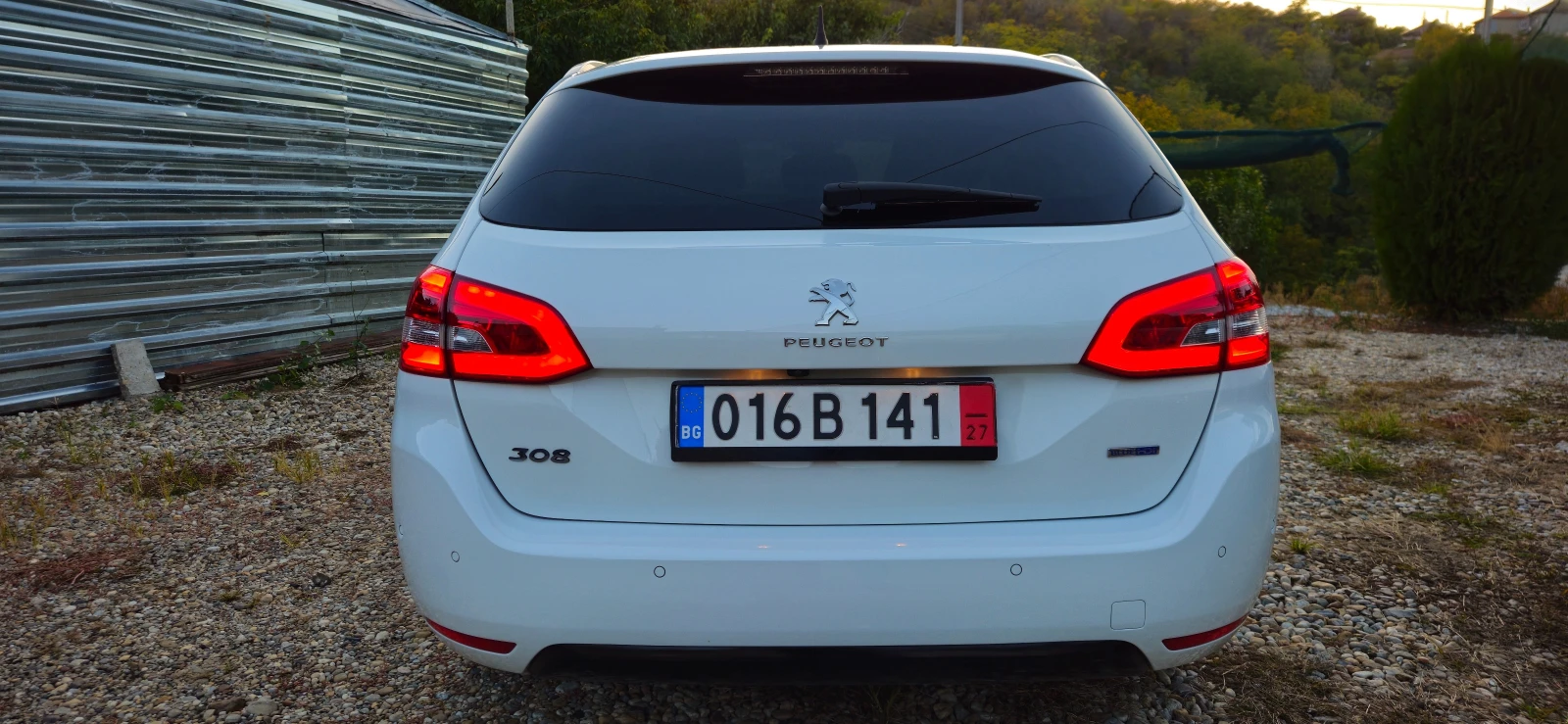 Peugeot 308 1, 6HDi-120k* 2015* * LED* *  | Mobile.bg   6