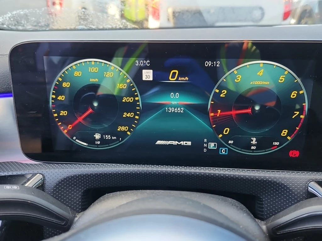 Mercedes-Benz CLA * AMG 35 * CARFAX * БЕЗ ПЪРВОНАЧАЛНА ВНОСКА - изображение 9