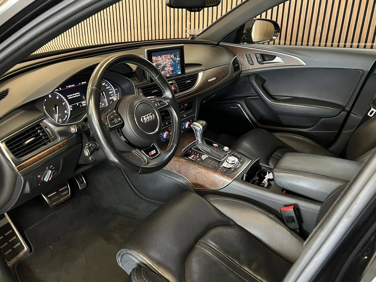 Audi S6 ОЧАКВАН ВНОС MATRIX B&O ПАНОРАМА ЛИЗИНГ 100% - изображение 6