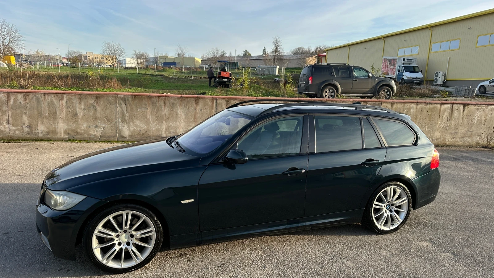 BMW 330 E91 - изображение 3