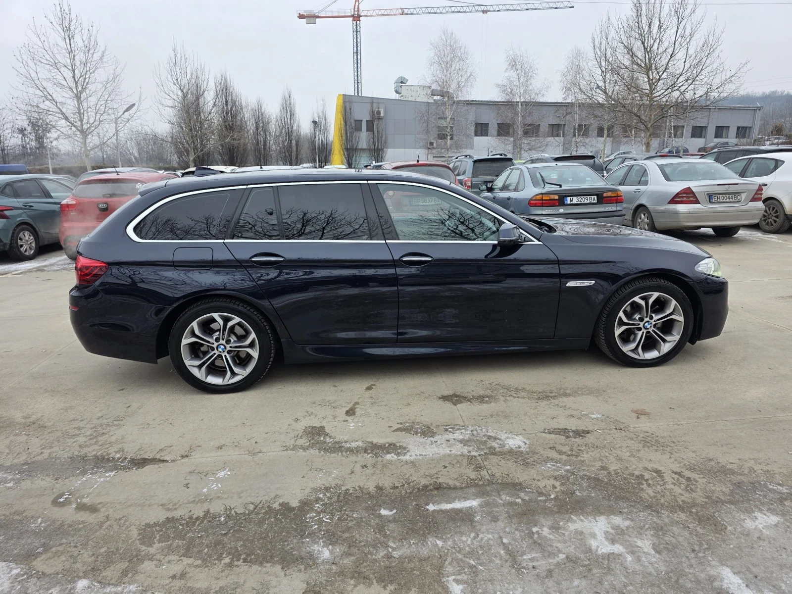 BMW 520 2.0D-184kc xDRIVE FACE MODERN - изображение 6