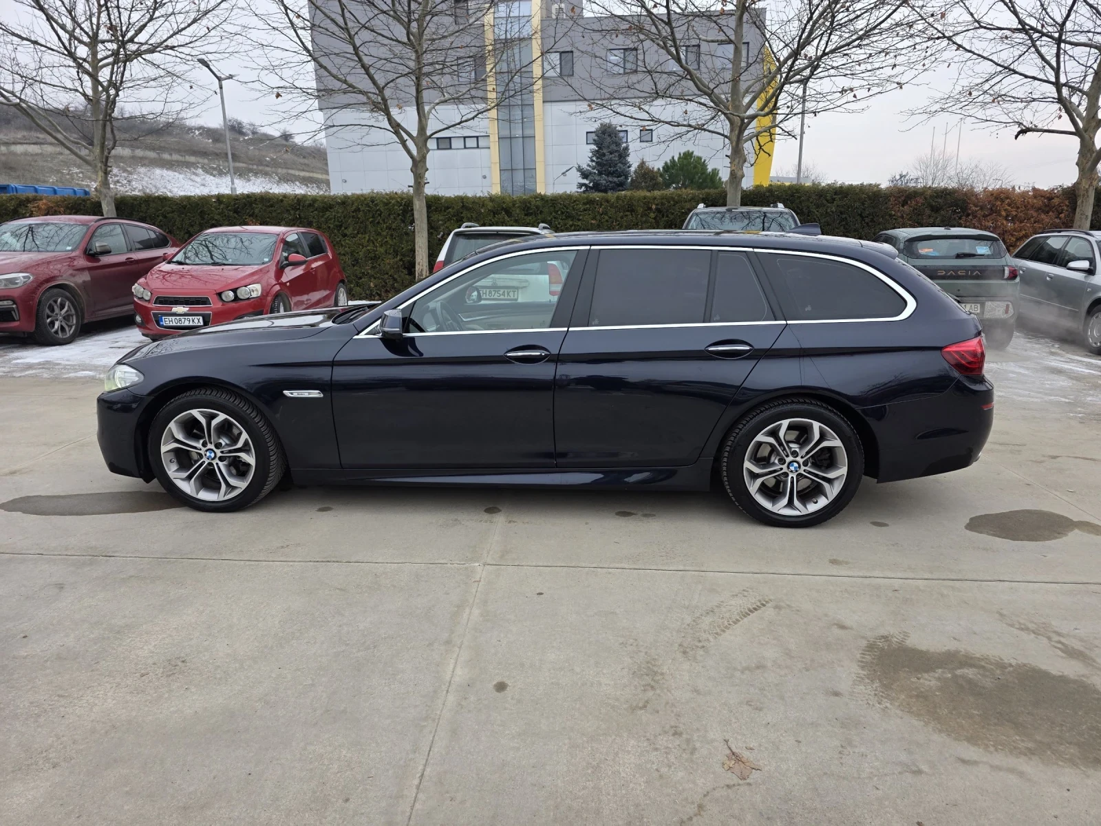 BMW 520 2.0D-184kc xDRIVE FACE MODERN - изображение 2