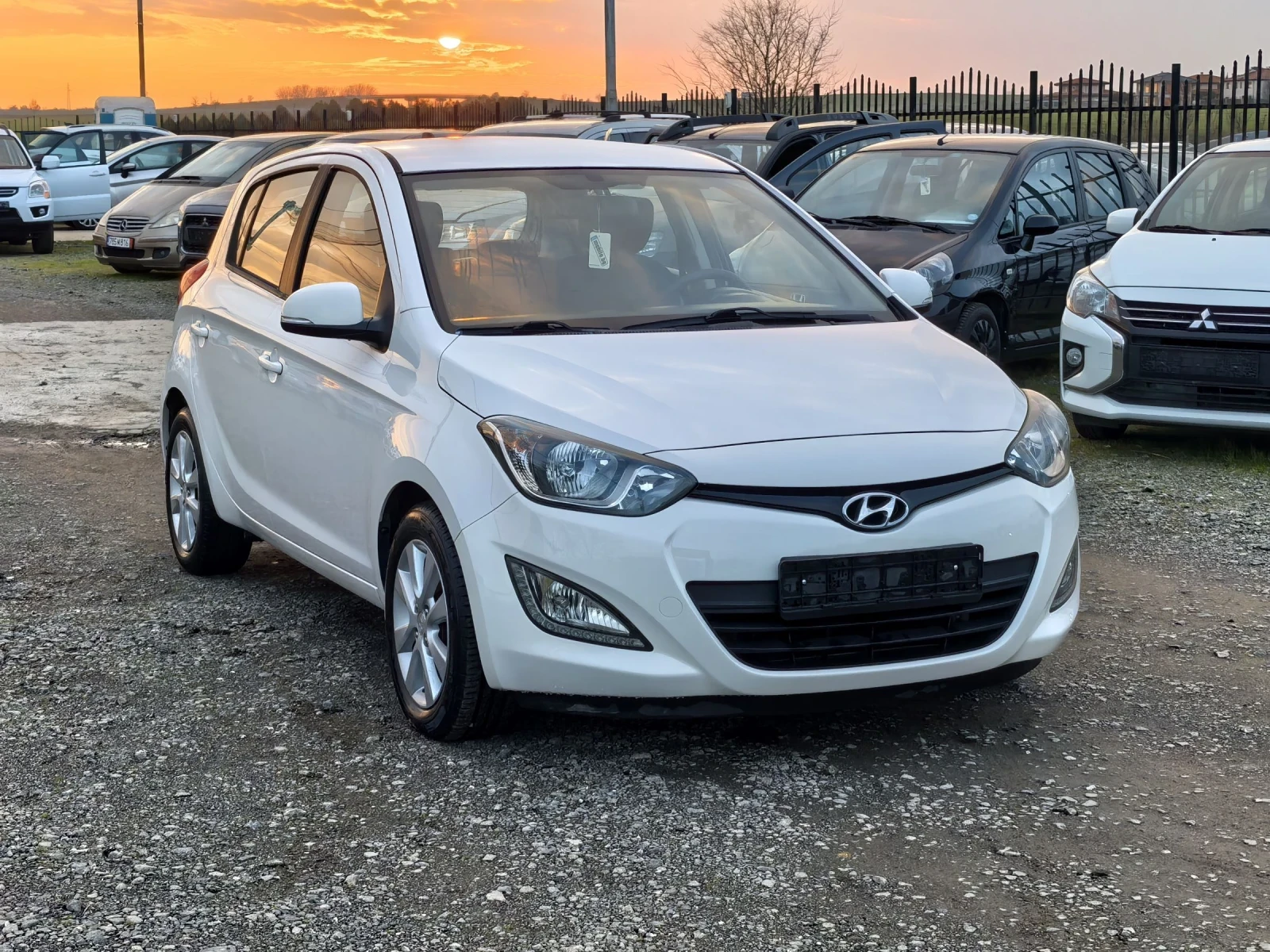Hyundai I20 1, 3i - изображение 3