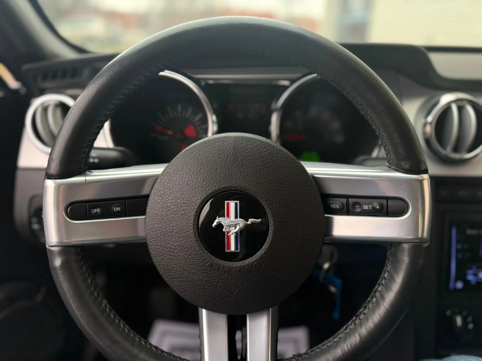 Ford Mustang GT * * РЪЧКА * * CARFAX * * АВТО КРЕДИТ * * , снимка 8 - Автомобили и джипове - 53923788