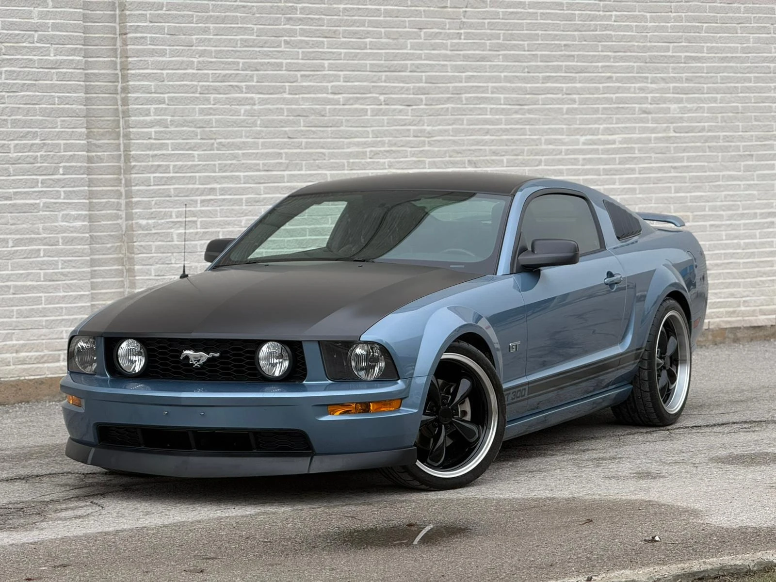 Ford Mustang GT * * РЪЧКА * * CARFAX * * АВТО КРЕДИТ * * 