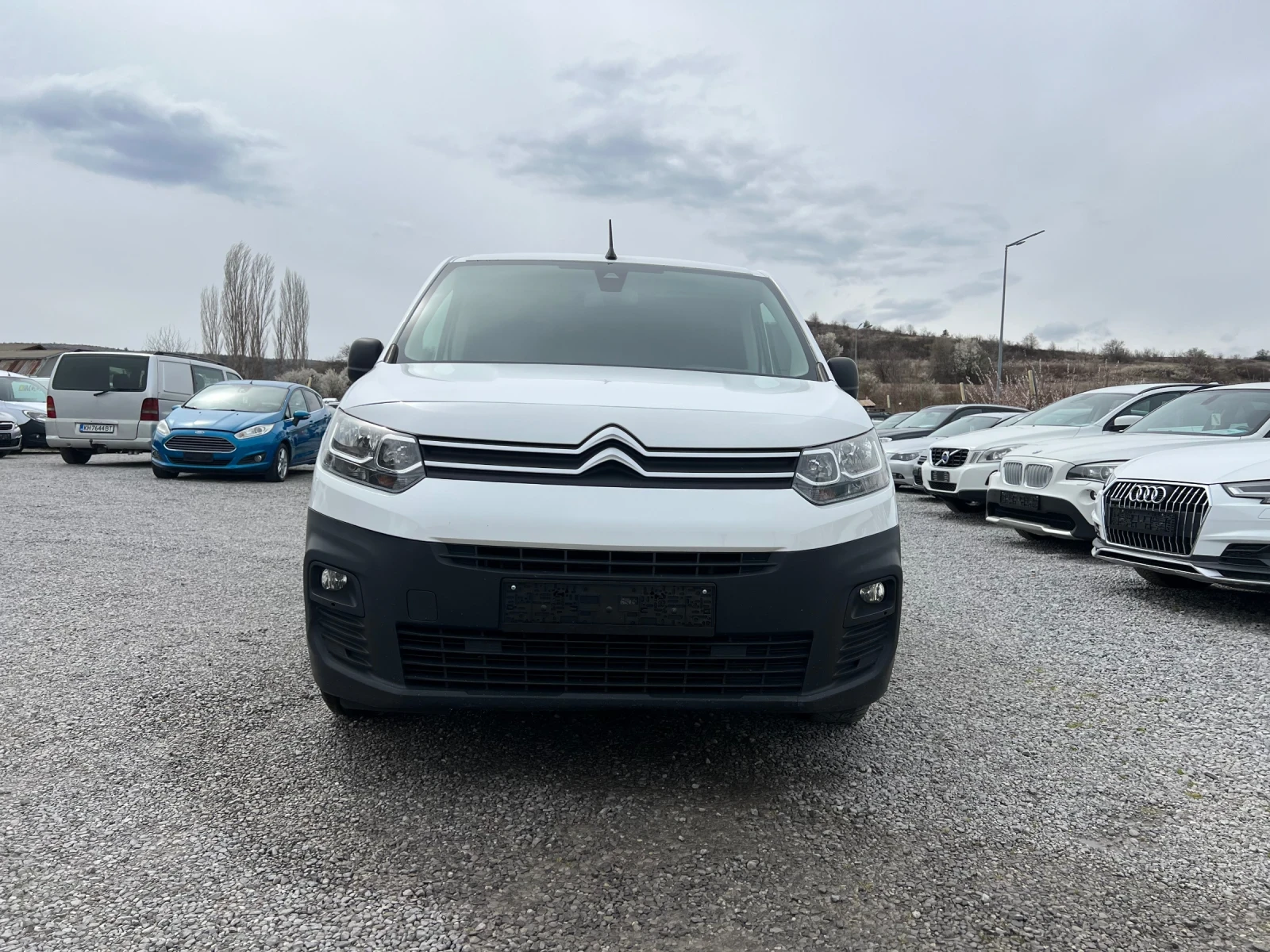 Citroen Berlingo 1.5d 100k.c, снимка 2 - Автомобили и джипове - 54056608
