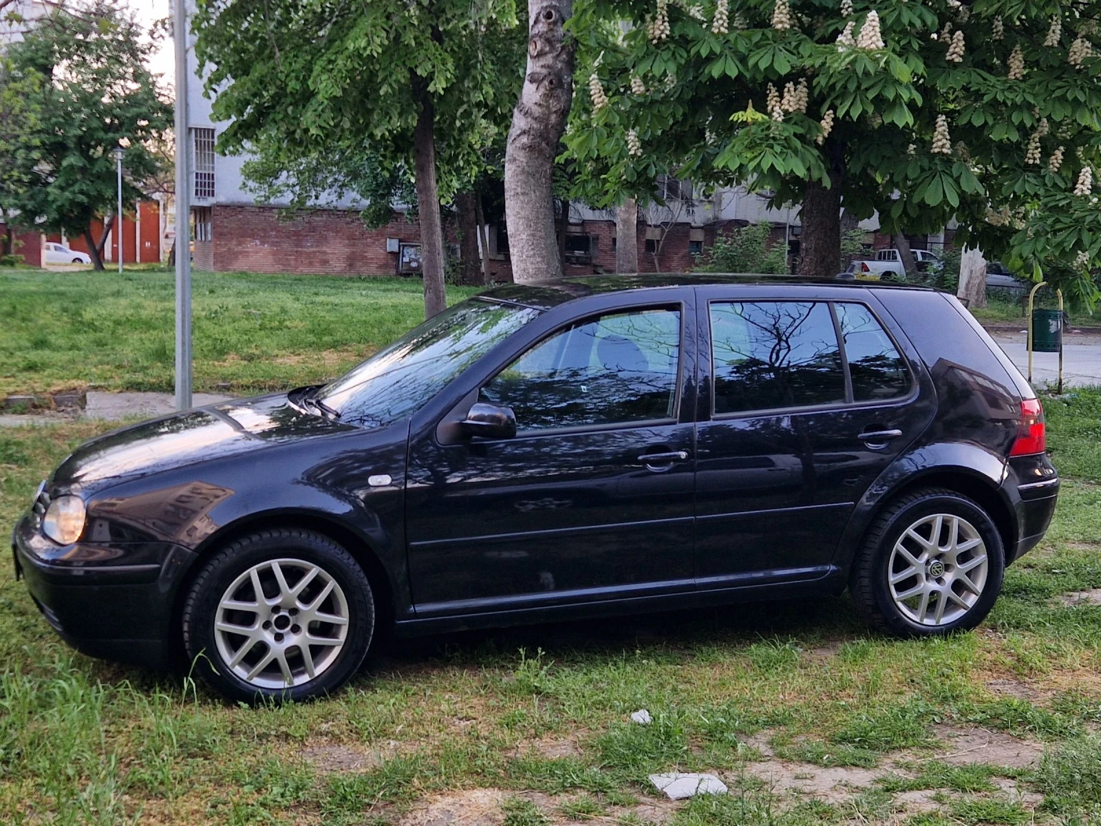 VW Golf 1.9TDI 90к.с., снимка 2 - Автомобили и джипове - 54454327