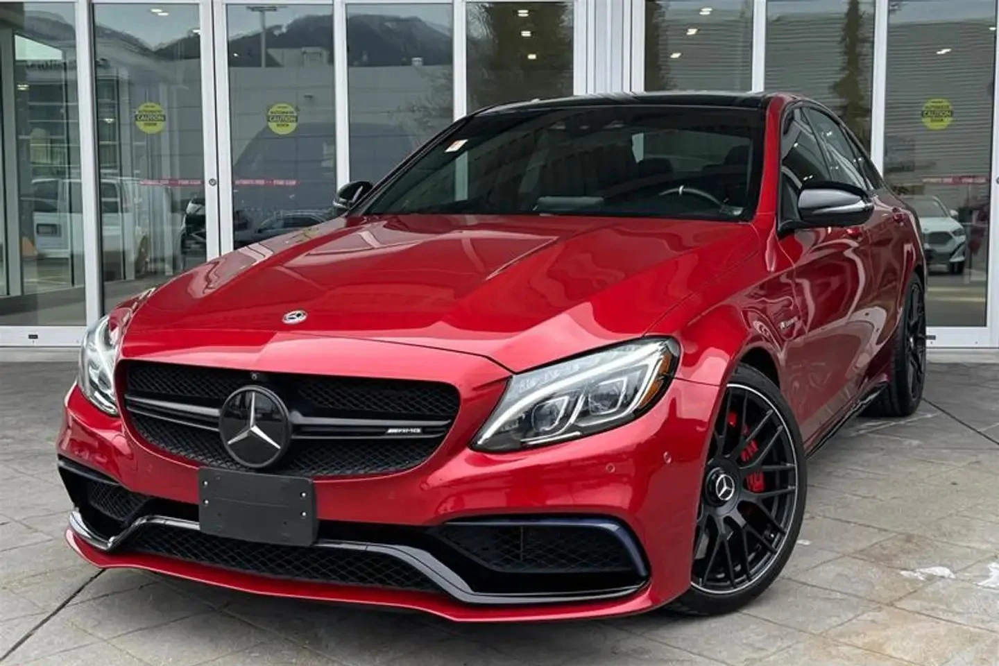 Mercedes-Benz C 63 AMG S * ��������� ���� �� �� * ��� ��������� * CARFAX  | Mobile.bg � ����������� 1