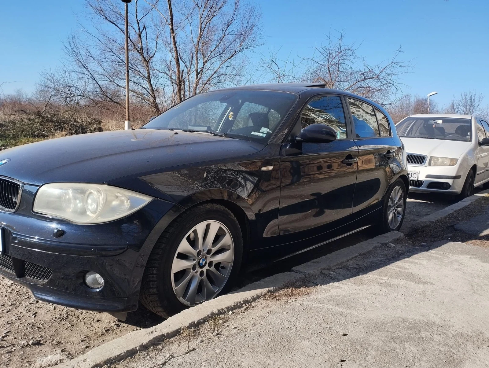 BMW 120 d/Recaro/ AHL / Подгрев/ PDC/ Автомат, снимка 6 - Автомобили и джипове - 54723781