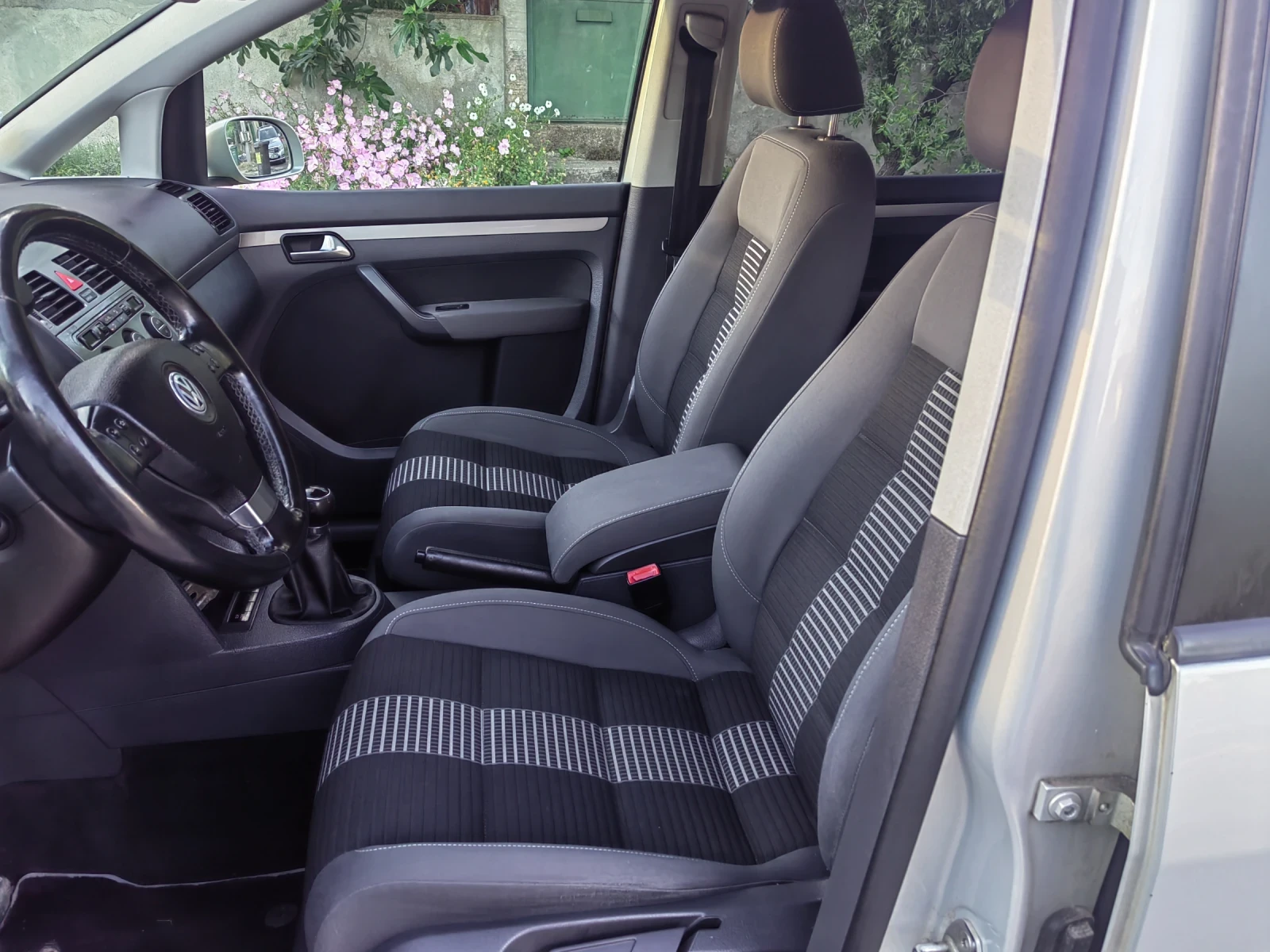 VW Touran Face, снимка 3 - Автомобили и джипове - 54724198