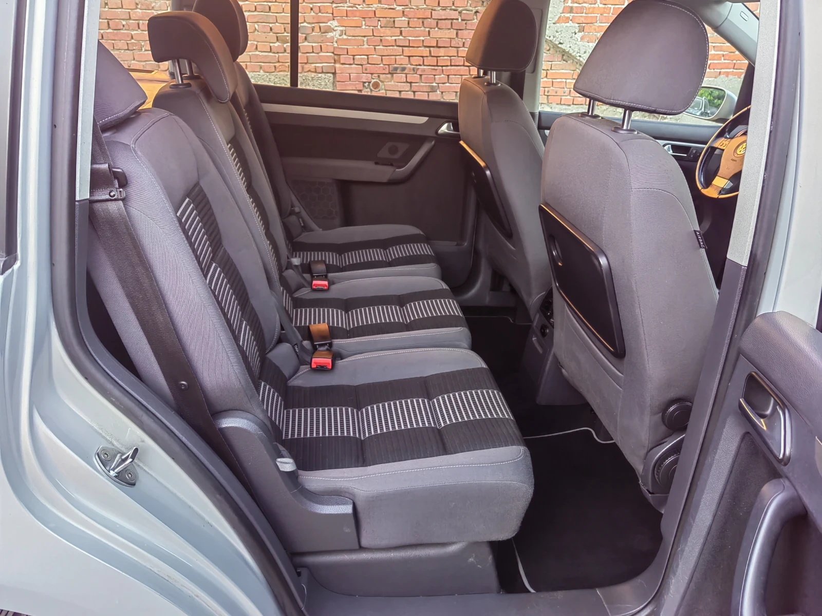 VW Touran Face, снимка 15 - Автомобили и джипове - 54724198