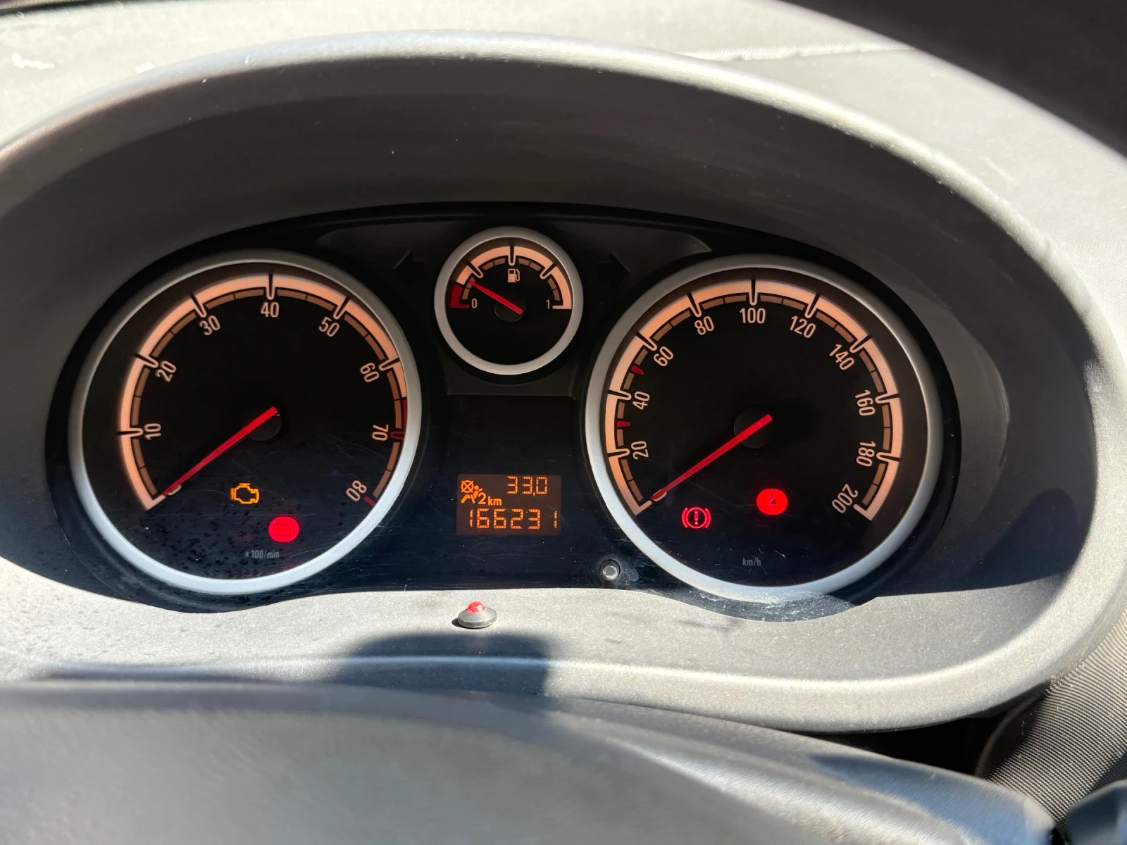 Opel Corsa, снимка 8 - Автомобили и джипове - 55066639