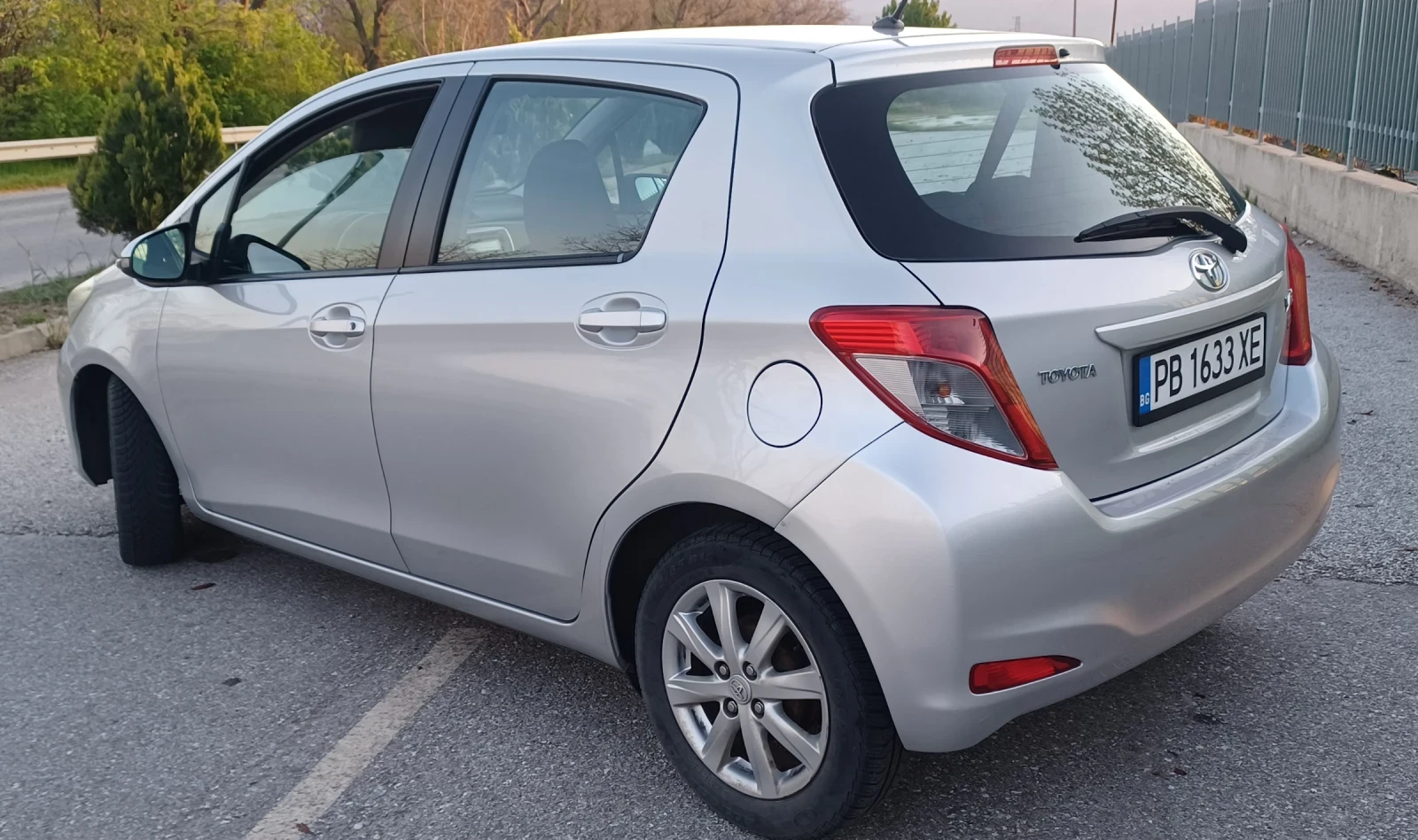 Toyota Yaris 1.4 D-4D, снимка 3 - Автомобили и джипове - 55495446